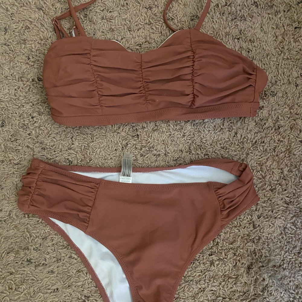 Cupshe bikini ruched size medium